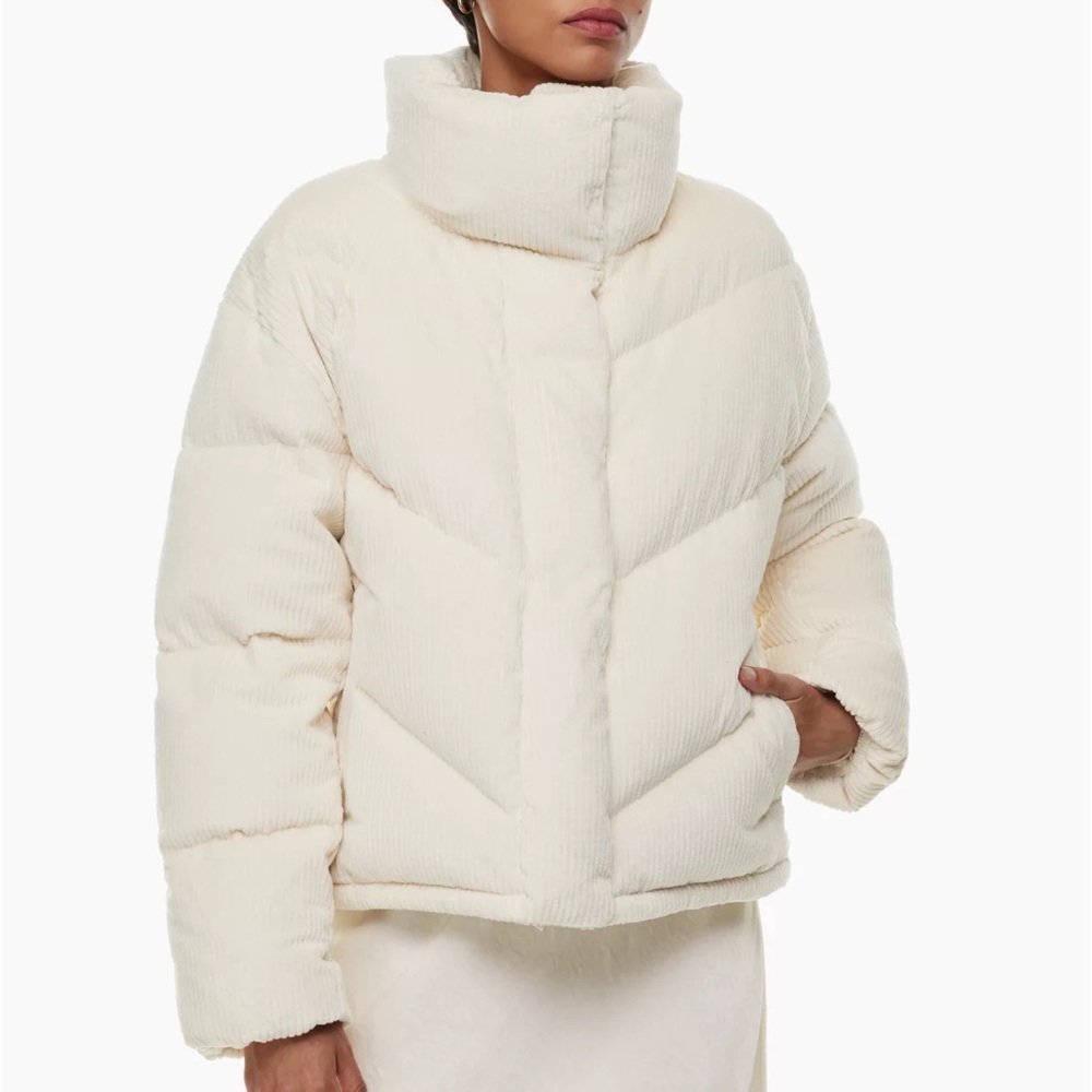 Aritzia Cloud Puff in Birch